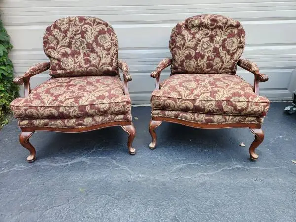 Matching Cloth Chairs For Living Room, Den, Basement, Rec Room