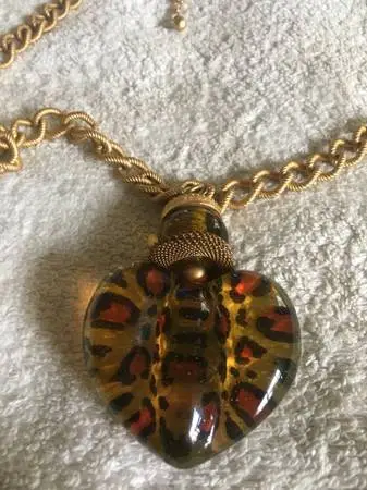 Amber color long necklace 😇😅🥹