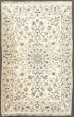 NAIN HAND KNOTTED RUG, 6.4 x 9.9