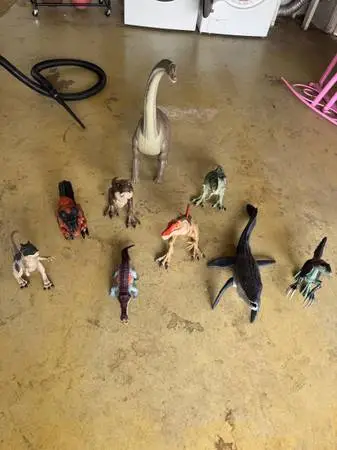 Kid toy dinosaurs