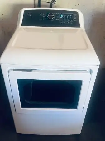 LIKE NEW GE ELECTRIC   DRYER