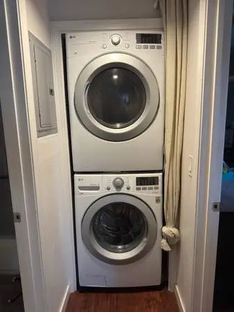 LG WASHER & DRYER SET – WORKS GREAT – $250