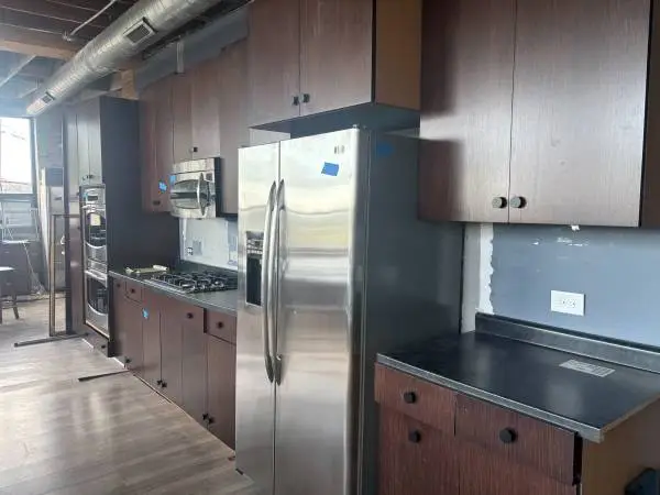 Cabinet Set with Appliances