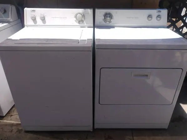 ESTATE WASHER AND GAS DRYER SET