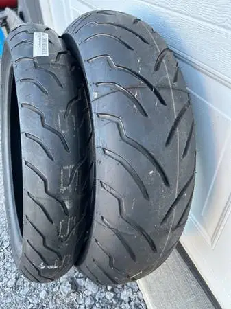 New motorcycle tires (2)