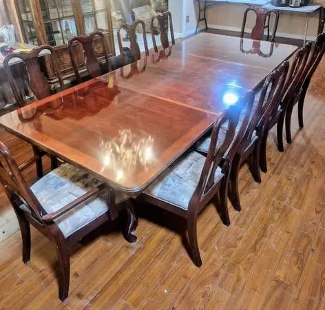 STICKLEY STYLE DINING SET