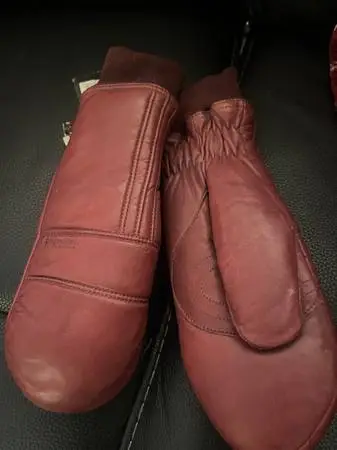 Nordstroms Plum GRANDOE LEATHER Mittens - NEW - SMALL