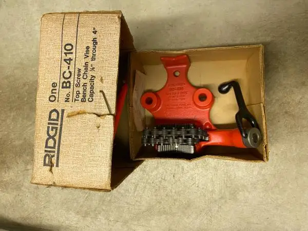 RIDGID BC 410 chain bench vise