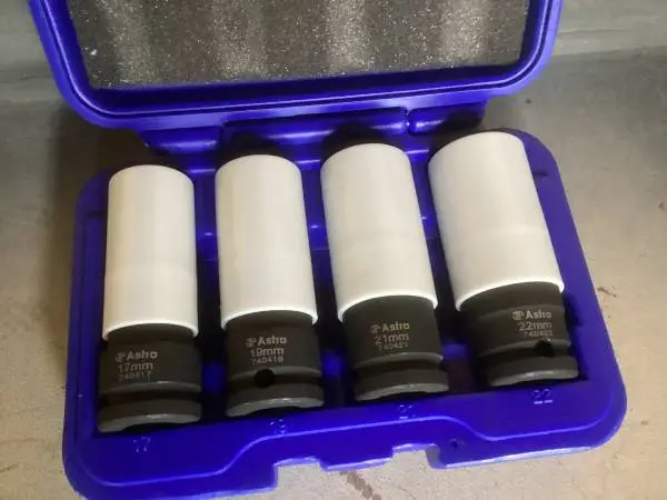Astro Lug Nut Socket Set