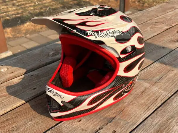 MTB helmet, carbon fiber, Troy Lee Designs, md/lg
