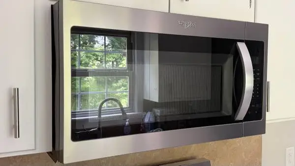 Microwave Oven Over the Range Whirlpool