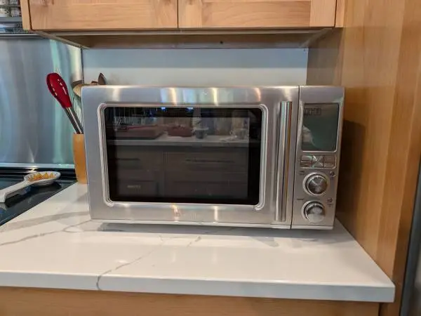 Breville the Combi Wave Microwave Oven Airfryer