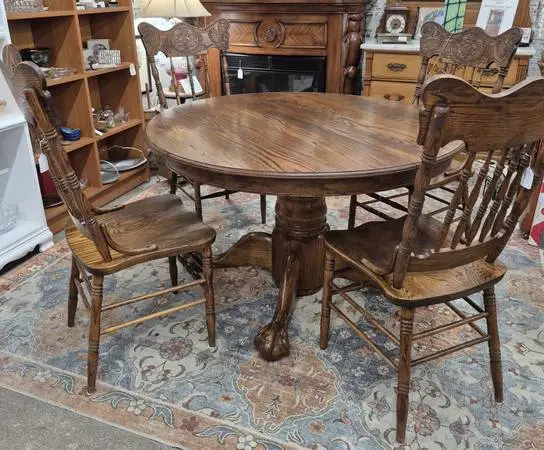 Oak Dining Table and 4 Chairs