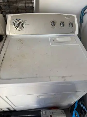 Working electric dryer