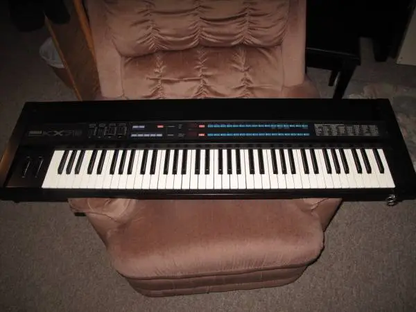 Yamaha KX76