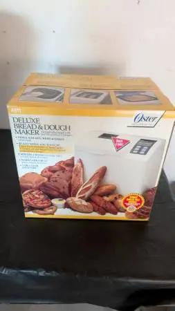 Oster 4811 deluxe bread and dough maker new in the box
