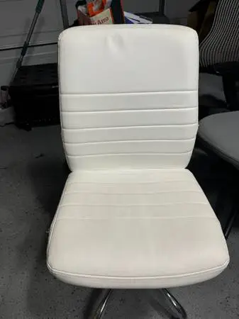Kids desk and chair