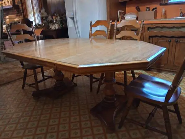 Vintage table set