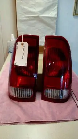 F150 pickup 97-03 tail lights