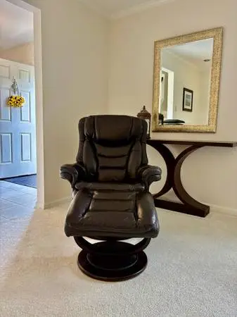 Genuine Leather Recliner and Ottoman EXCELLENT CONDITION!!