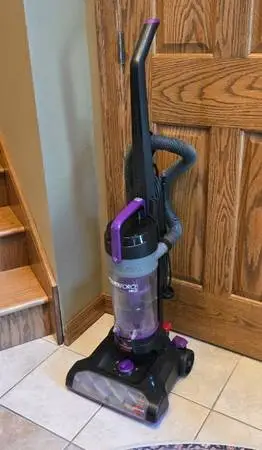 Bissell Powerforce Helix Bagless Upright Vacuum Cleaner