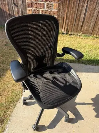 Herman Miller Aeron C posture fit fully loaded in perfect condition