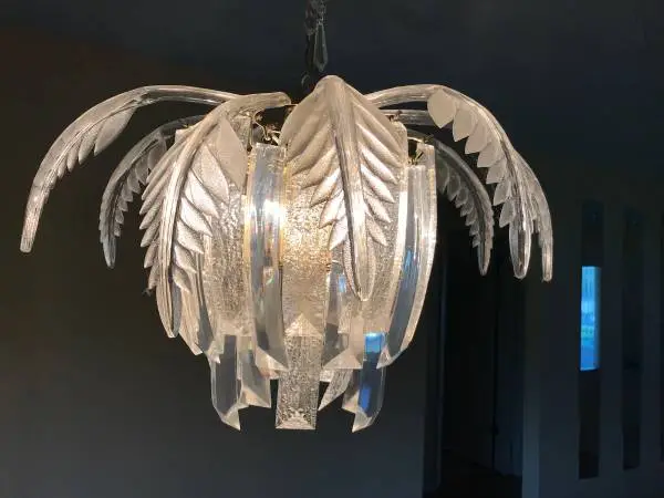 ***BEAUTIFUL UNIQUE HANGING CHANDELIER LIGHT FIXTURE***