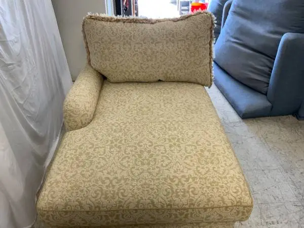 Chase couch