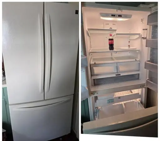 EXCELLENT condition refrigerator with ice maker DELIVERY