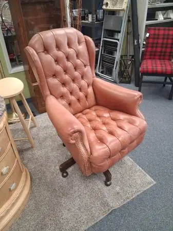 Vintage desk chair