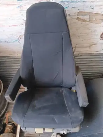 Peterbuilt high end , air ride ,truck seat