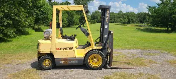 HYSTER Propane Forklift With Sideshift