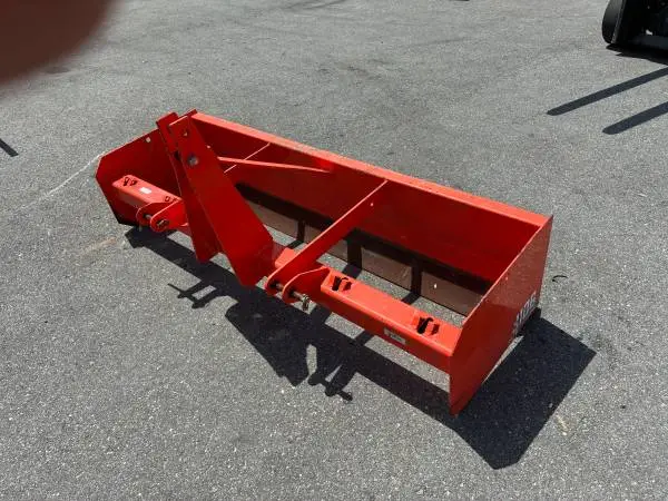IRON CRAFT TRACTOR BOX BADE