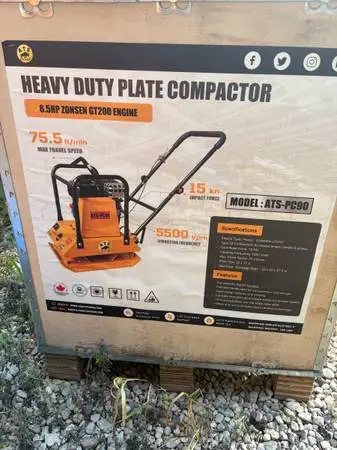 Compactor plate