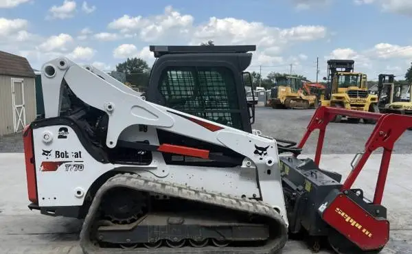 DEAL!! BOBCAT T770 FORESTRY PACKAGE W/SEPPI HEAD LOW HOURS!!