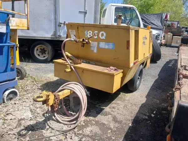 Sullair 185 CFM Air Compressor