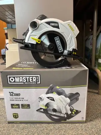 Master Mechanic Circular Saws