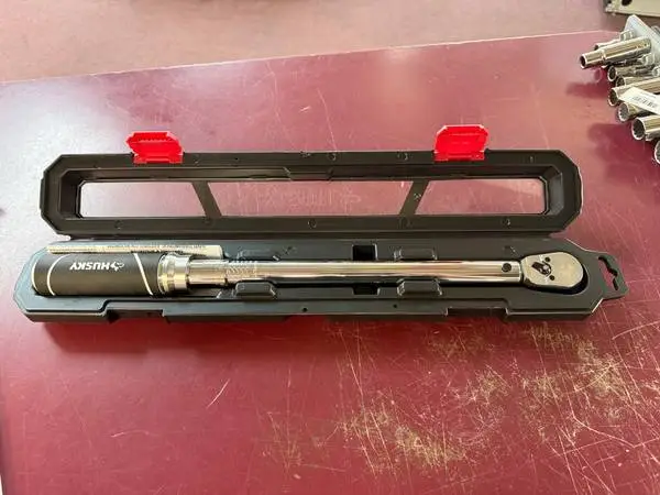 New Husky 3/8 Drive Torque Wrench
