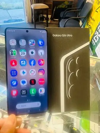 SAMSUNG GALAXY S26 ULTRA , 512G, UNLOCK, BRAND NEW IN THE BOX