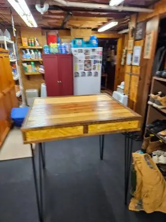 3 Pub Tables