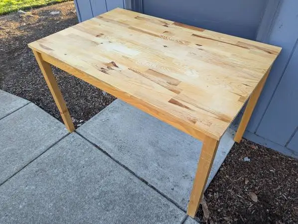 Medium Pine Dining Table
