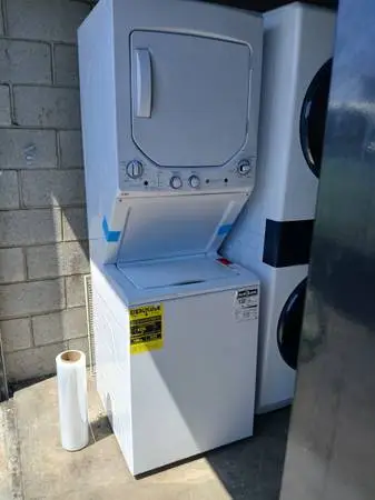 New ! Ge 24 white stackable washer and gas dryer