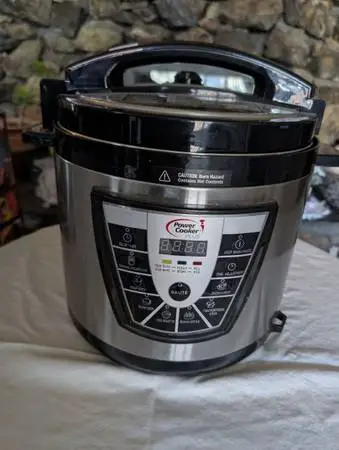 Power Cooker Plus 8 Qt pressure cooker