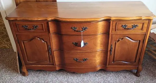 Beautiful Vintage Hardwood Dresser/Credenzas Curved Drawers Exc. Cond!