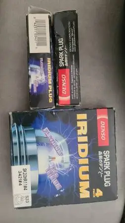 New Denso sk20hr11 Spark Plugs Delivery available