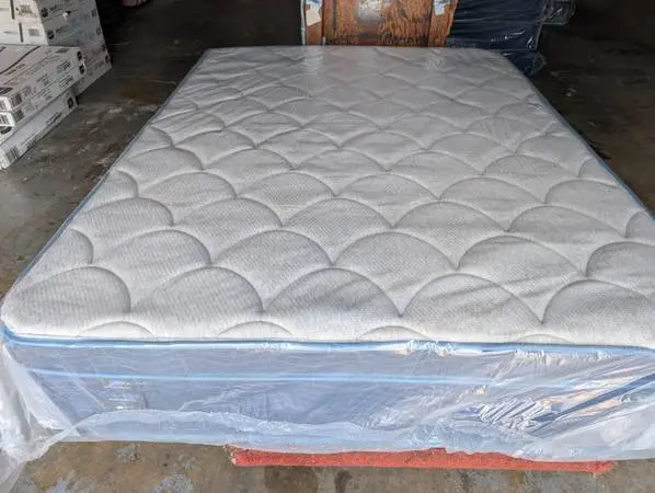 Brand new premium pillowtop mattress (can deliver)