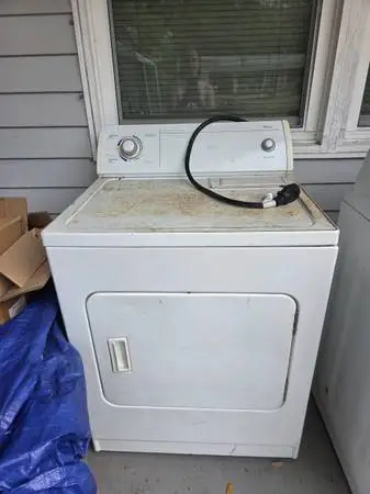 Whirlpool Dryer.. Commercial Quality and Extra Capacity