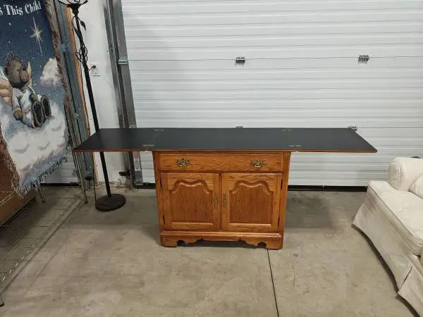 Thomasville Serving Buffet Cabinet