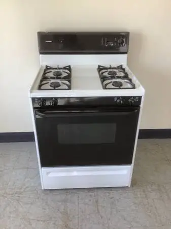 Tappan self cleaning gas stove
