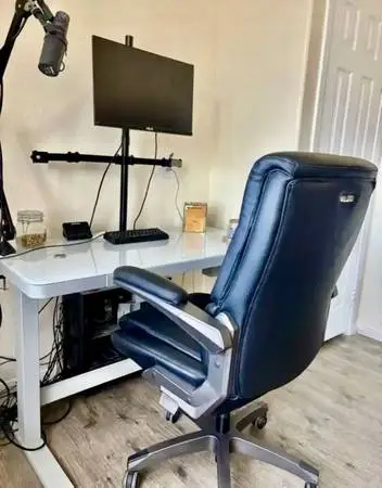 Adjustable  electric Desk